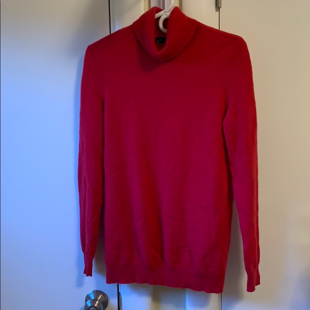 C by Bloomingdales red cashmere turtleneck.